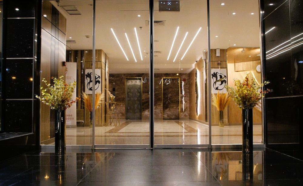Plaza Athenee Hotel Kuwait 2