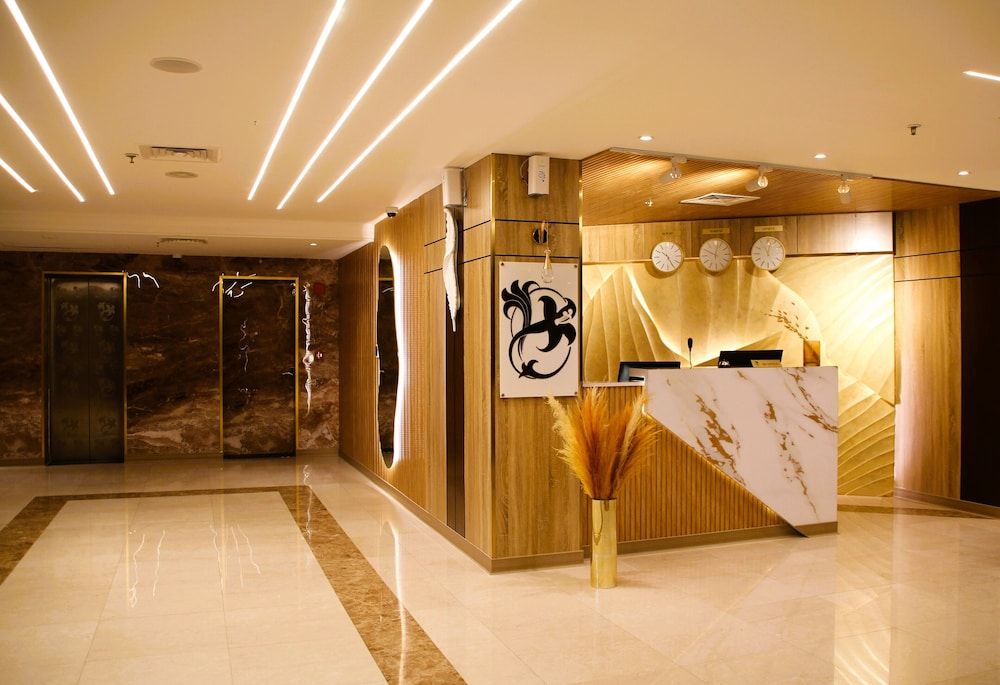 Plaza Athenee Hotel Kuwait 3