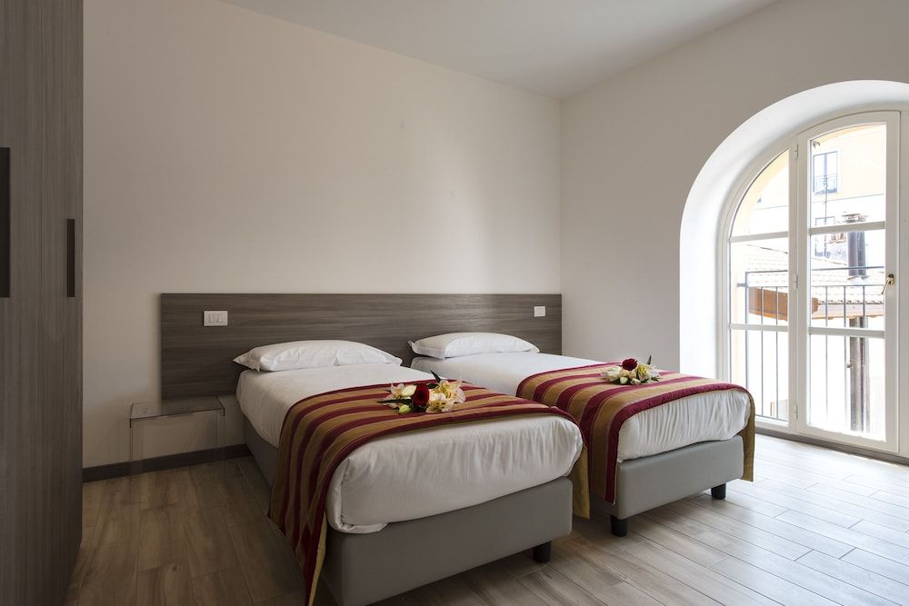 Luxury Britannia Apartments 3