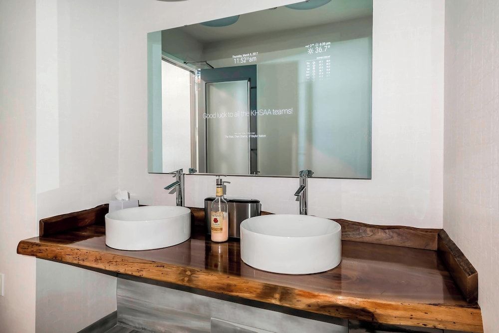 Aloft Newport On The Levee 3