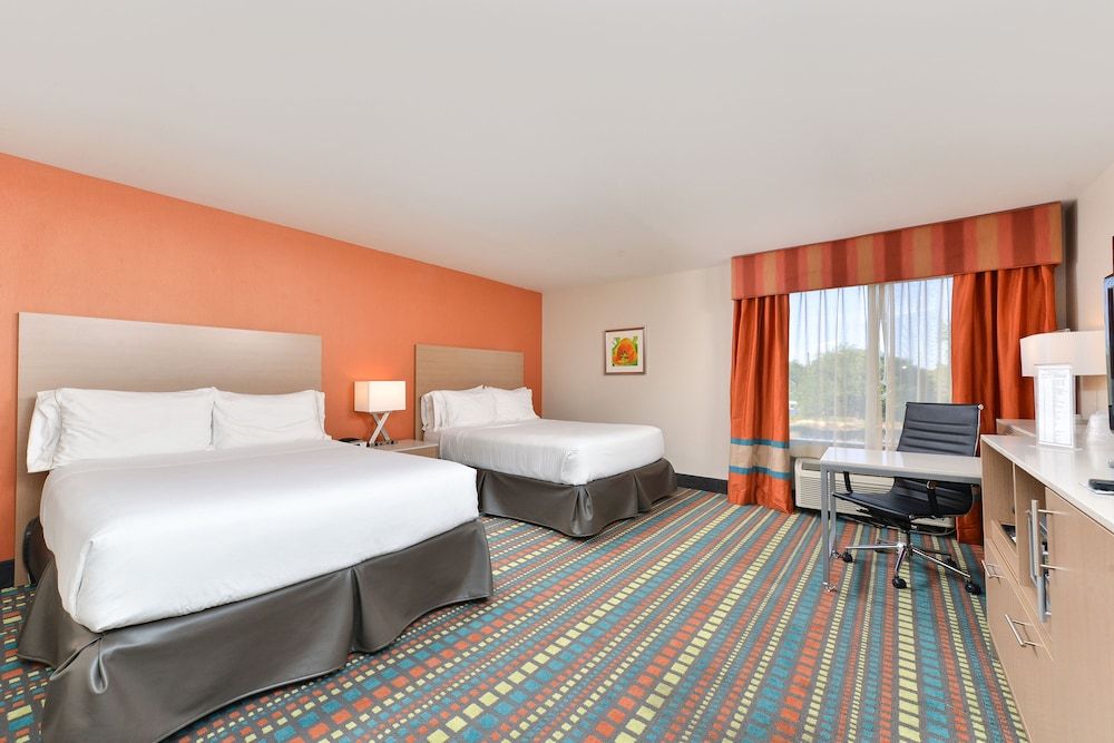 Holiday Inn Express Bernalillo by IHG 2