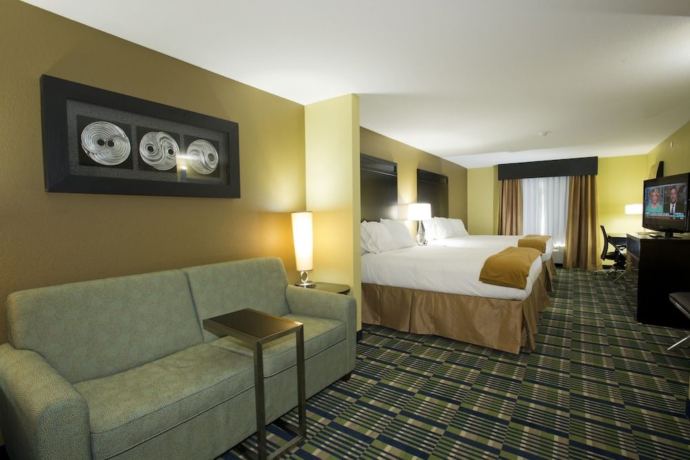 Holiday Inn Express & Suites Morrilton by IHG 3