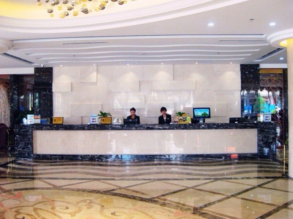 Greentree Inn Bus Station Business Hotel 3