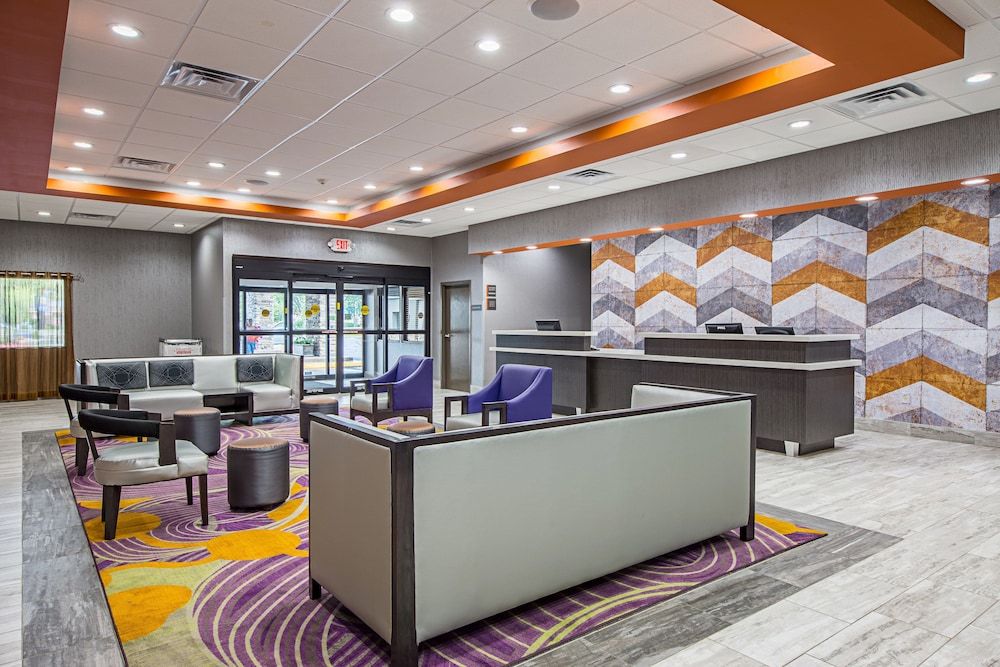 Best Western Plus Clemson Hotel & Conference Center 2