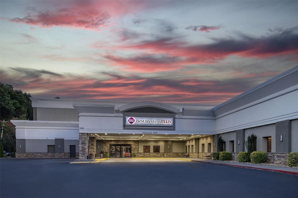 Best Western Plus Clemson Hotel & Conference Center 3 estrelas em Clemson