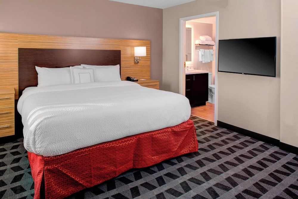 TownePlace Suites by Marriott Parkersburg 3