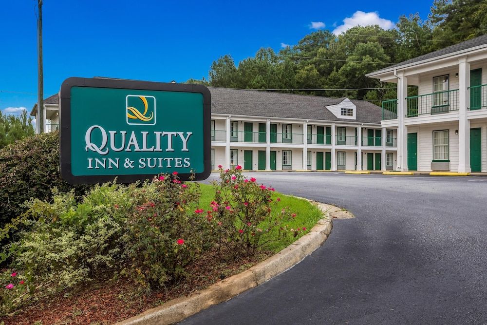 Quality Inn & Suites Greensboro near Lake Oconee 3 estrelas em Turnwold