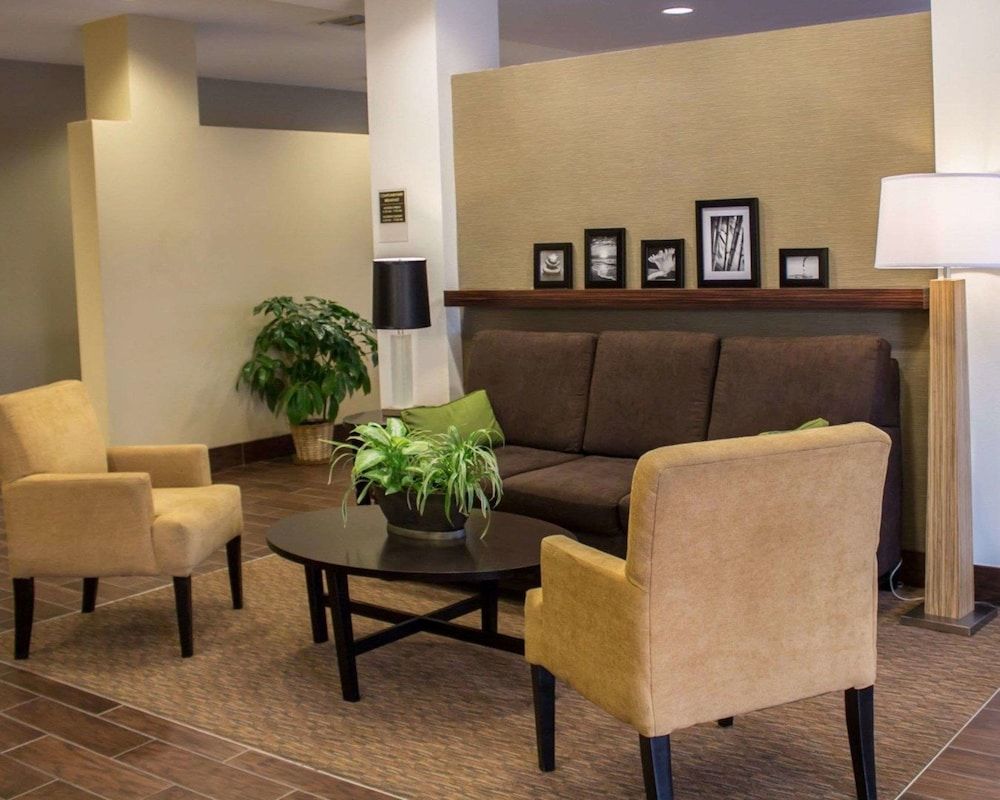 Sleep Inn & Suites Moundsville - Wheeling 2