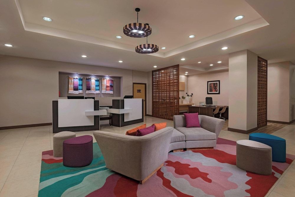 Fairfield by Marriott San Salvador 3
