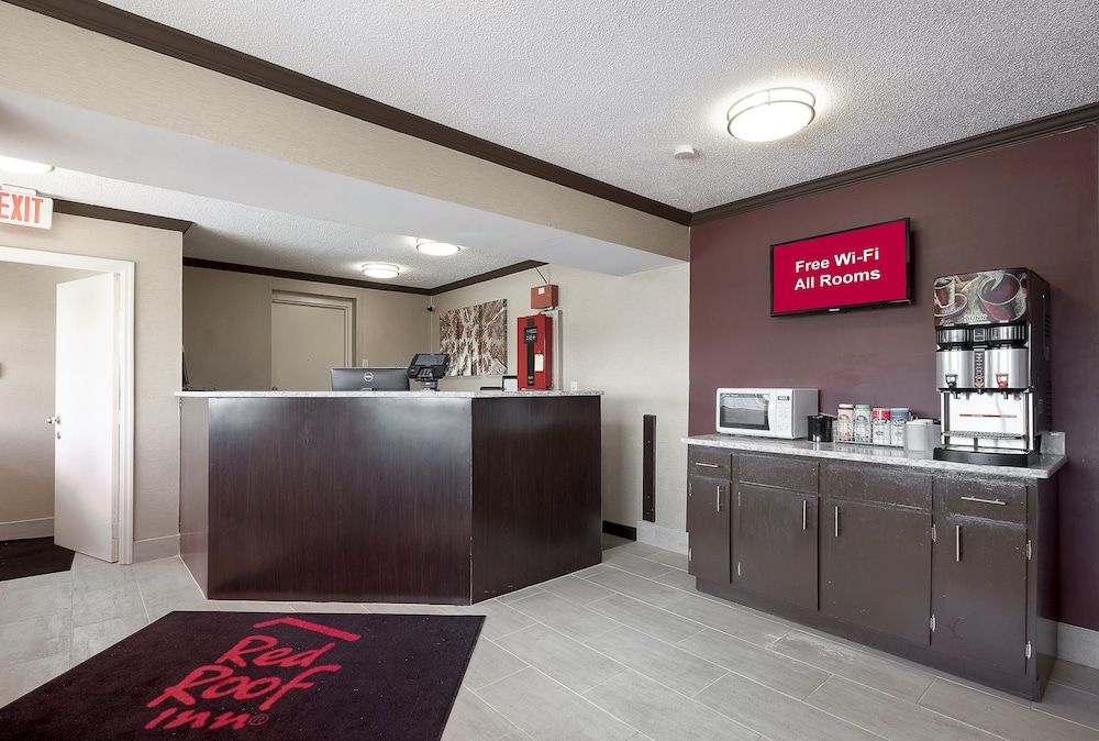 Red Roof Inn Dayton - Huber Heights 2