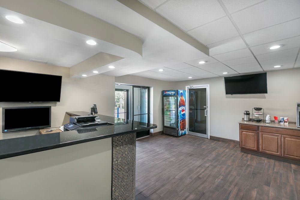 Knights Inn Bristol 2 estrelas em Levittown