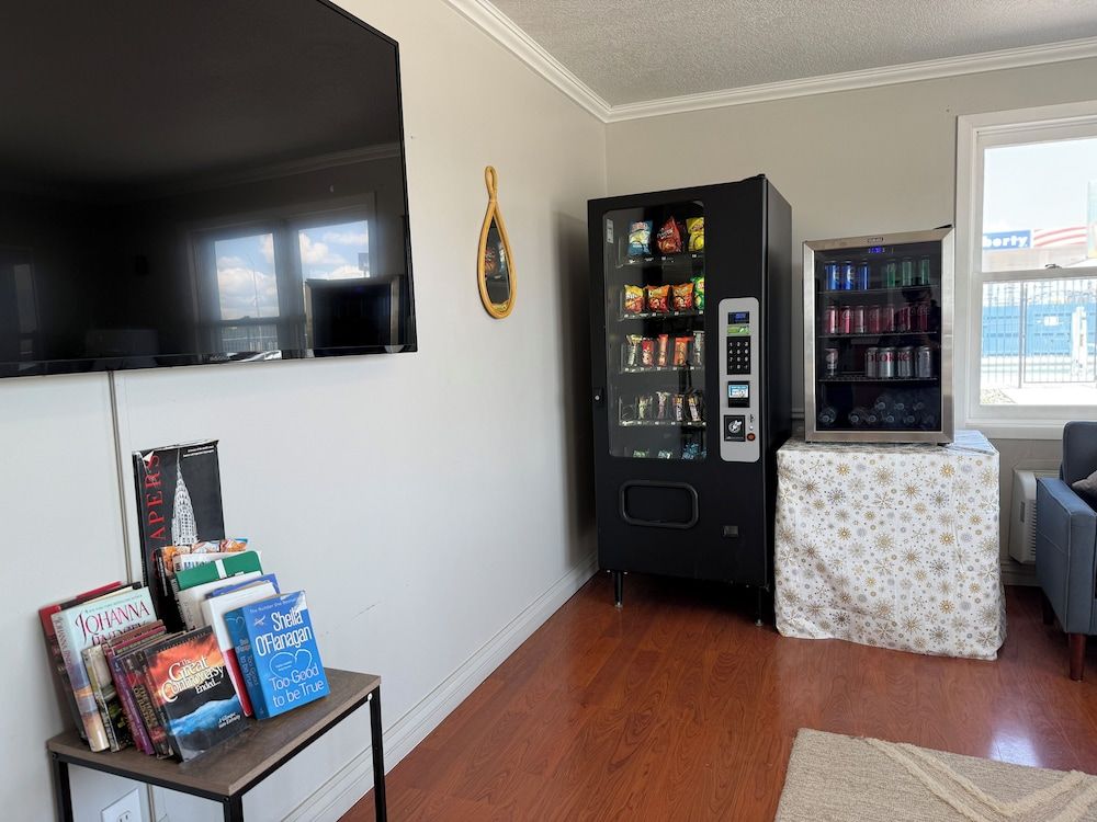 Hardin Lodge Little Bighorn Battle Field I-90 2