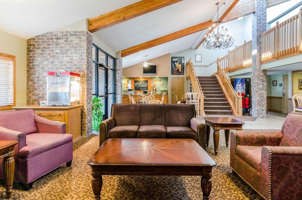 Rodeway Inn Hesston 3