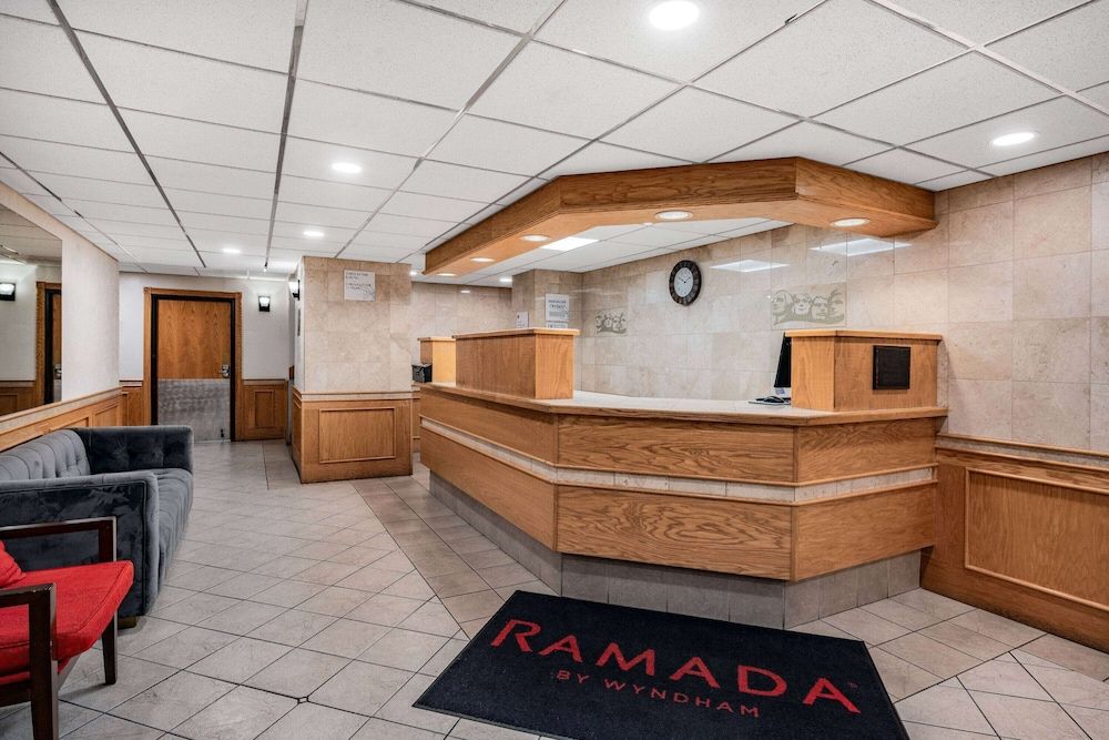 Ramada by Wyndham Keystone Near Mt Rushmore 3