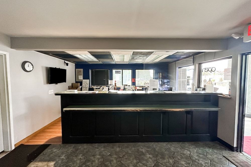 Executive Inn Ridgeway I-77 3