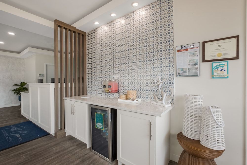 Hotel Cabana Oceanfront/ Boardwalk 3