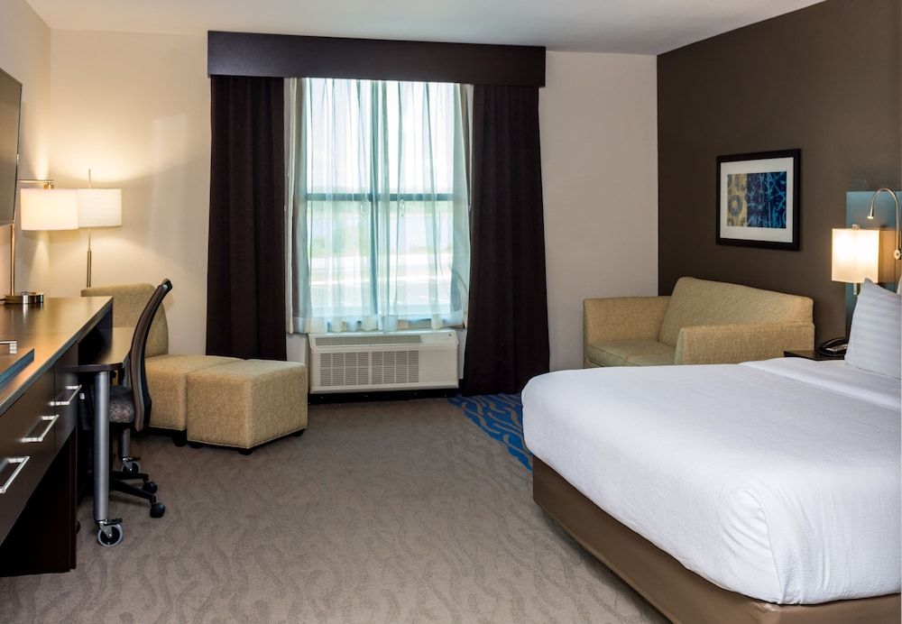 Holiday Inn Paducah Riverfront by IHG 2