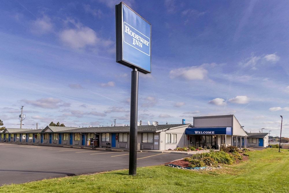 Rodeway Inn Near Hall of Fame 2 stelle a Canton