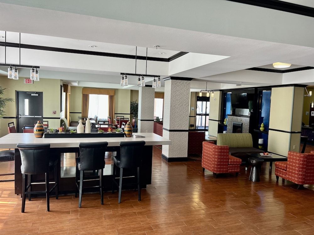 Holiday Inn Express Hotel & Suites Alva by IHG 2