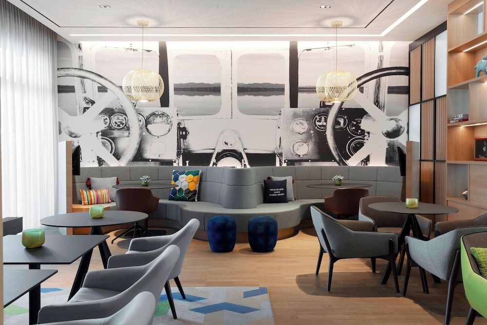 Courtyard by Marriott Oberpfaffenhofen Munich South -1 estrelas em Gilching