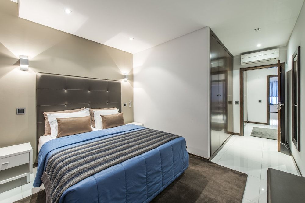 RK Suite Hotel 3