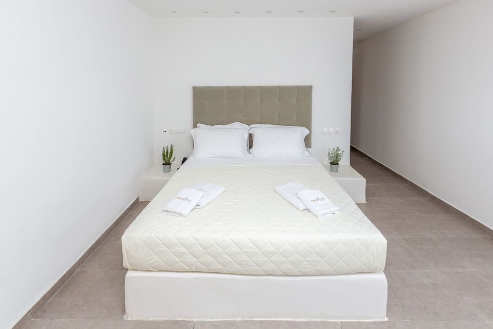 Anamar Kea Boutique Hotel 3