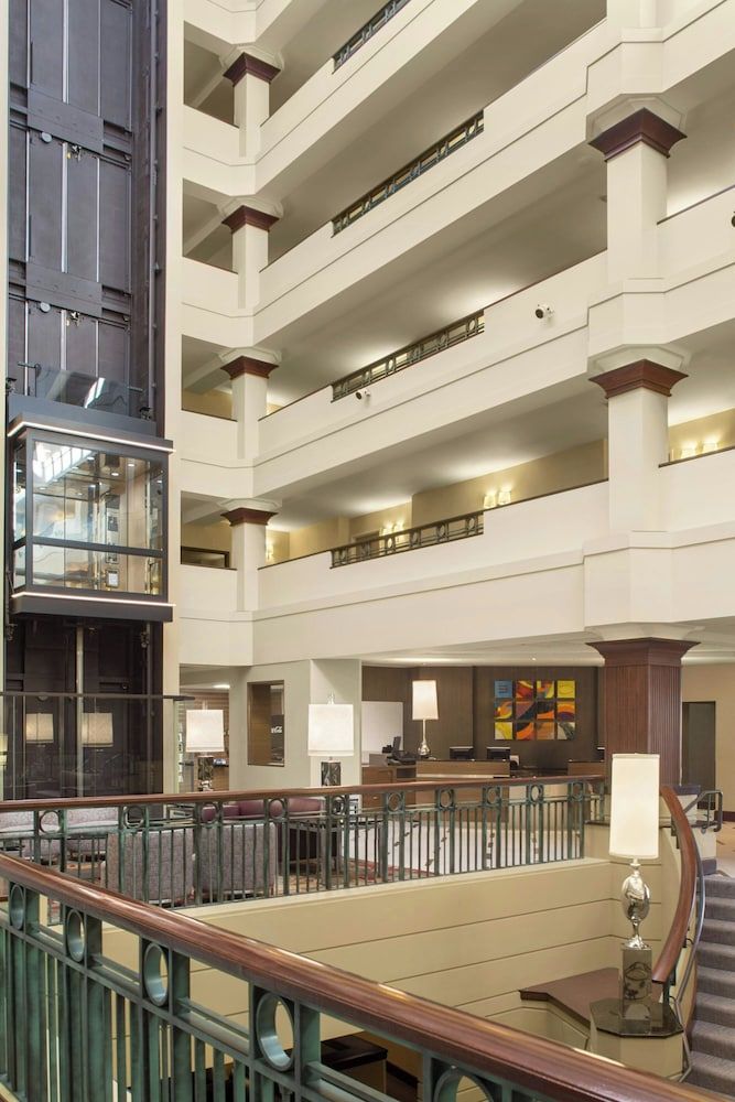 Sheraton Suites Akron Cuyahoga Falls 3