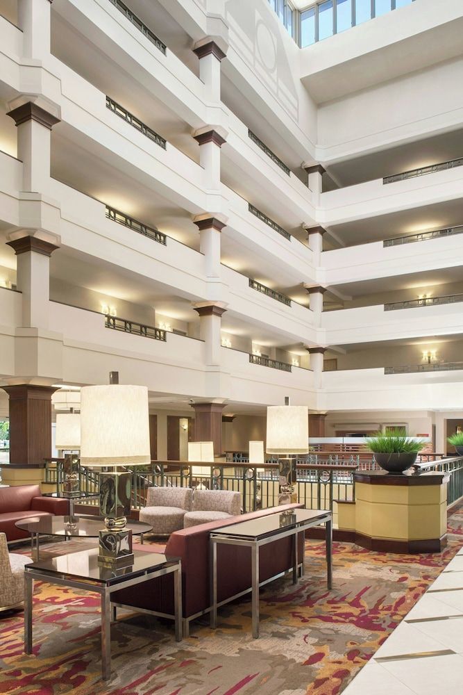 Sheraton Suites Akron Cuyahoga Falls 2