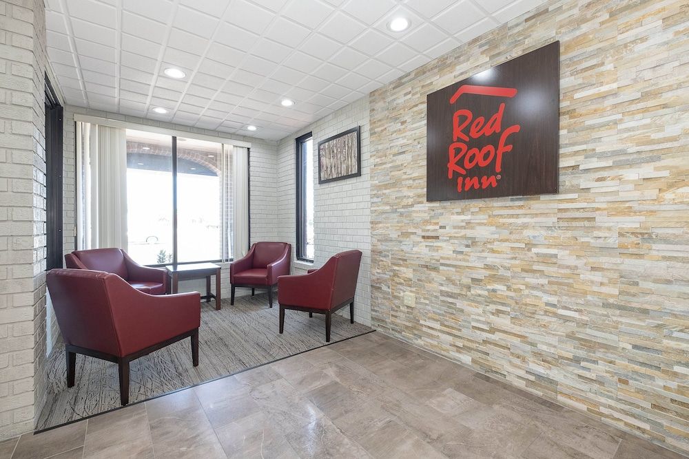 Red Roof Inn Roanoke Rapids 3
