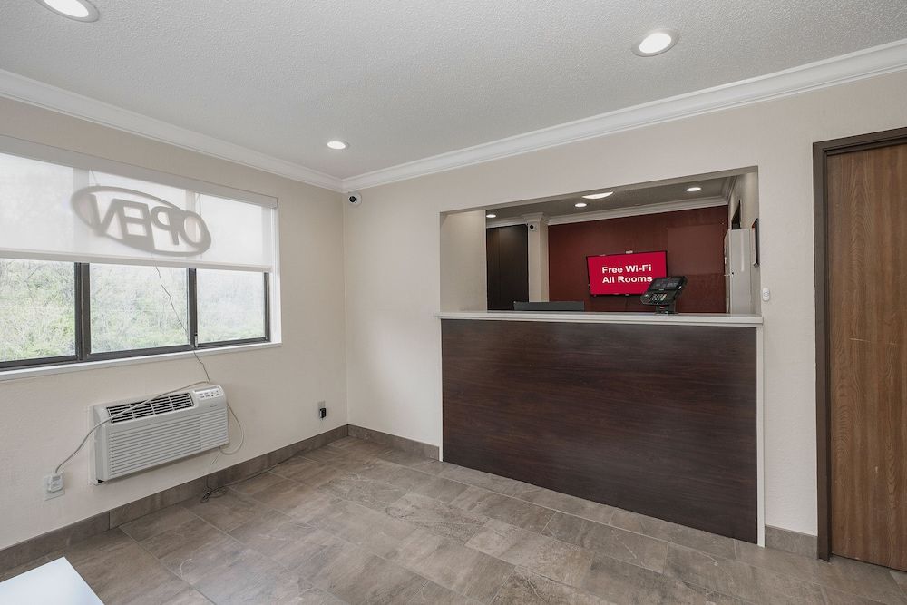 Red Roof Inn Bristol 2