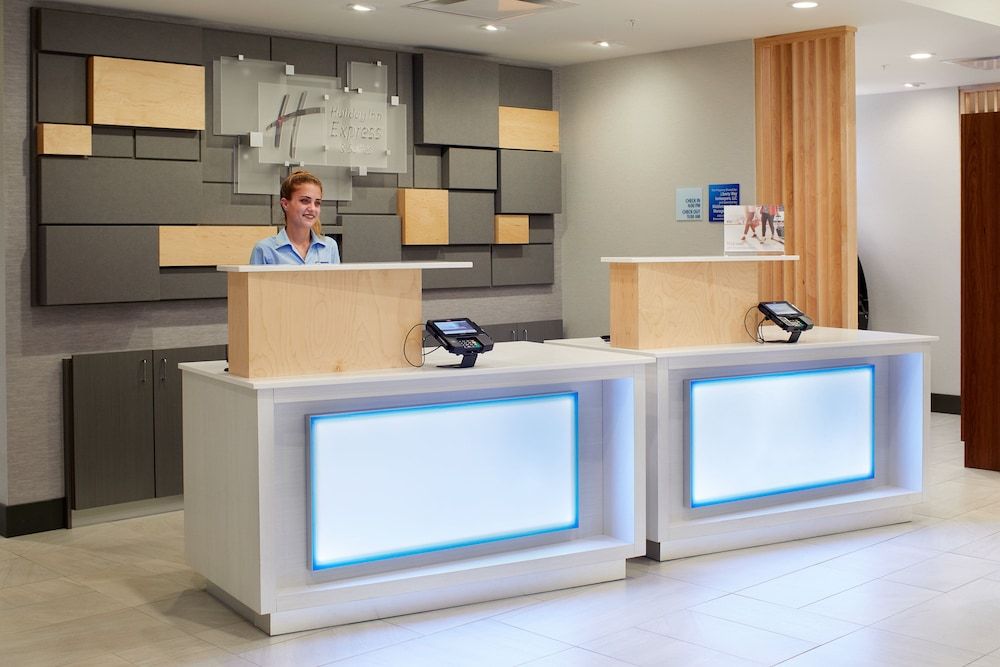 Holiday Inn Express & Suites-Cincinnati North - Liberty Way by IHG 2