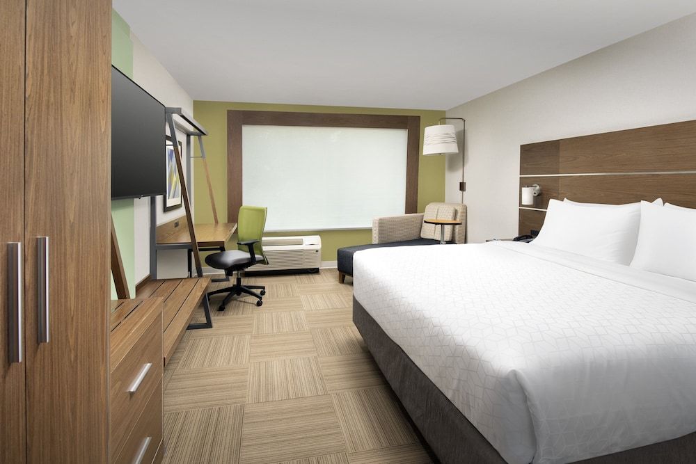 Holiday Inn Express and Suites North Brunswick by IHG 3