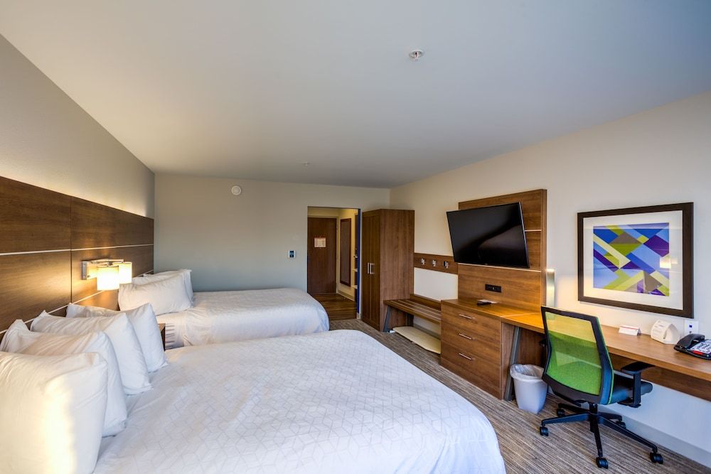 Holiday Inn Express & Suites Reedsville - State Coll Area by IHG 2