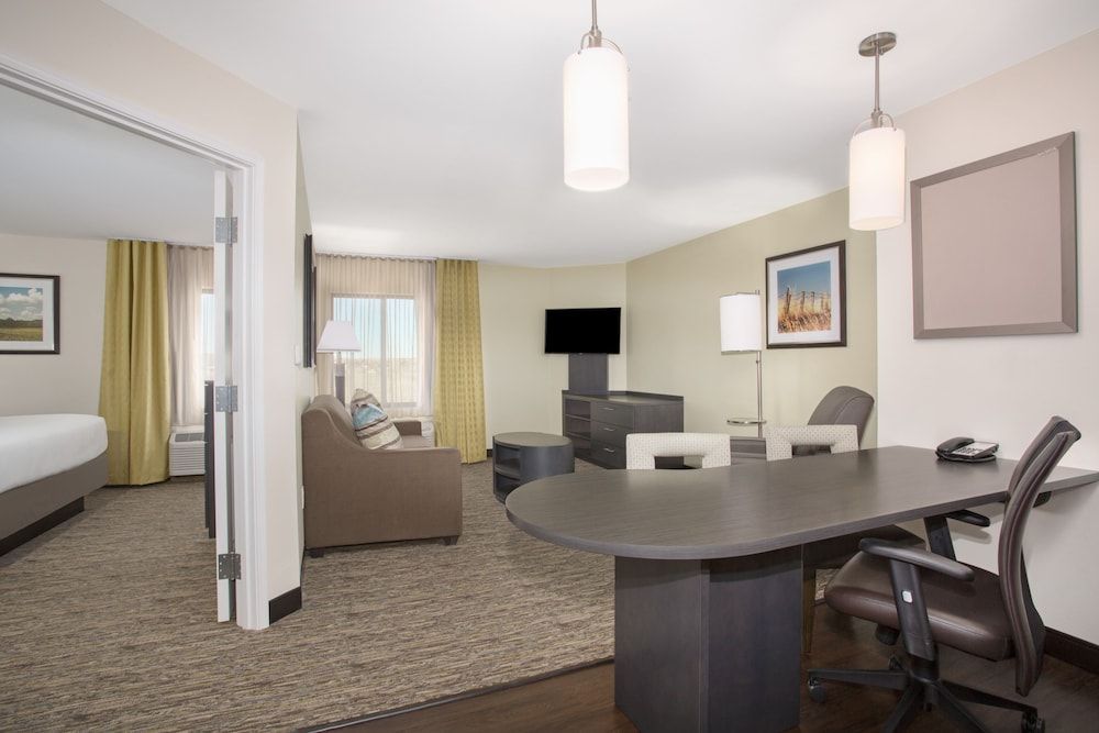 Candlewood Suites Pueblo by IHG 3