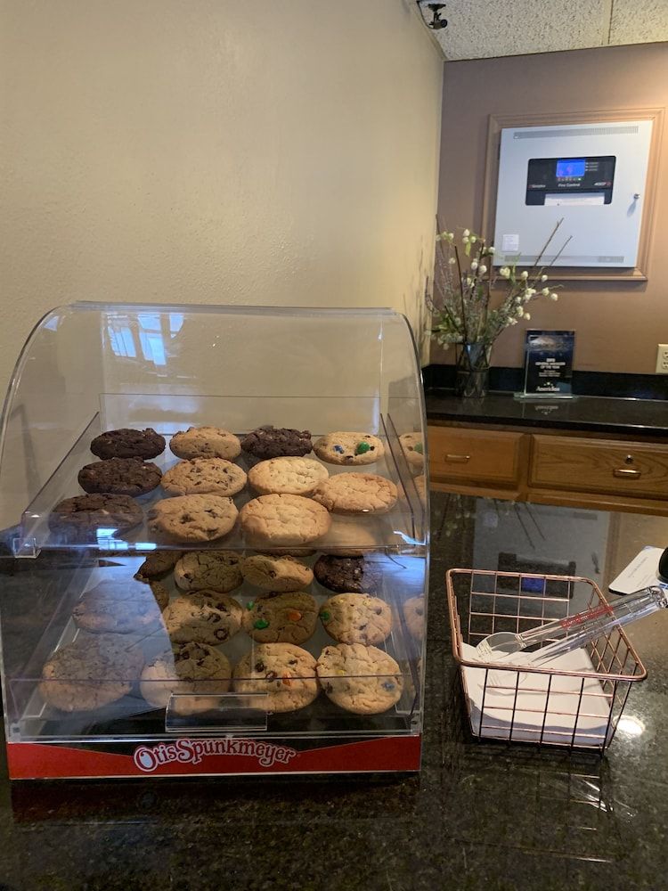 AmericInn by Wyndham Aberdeen - Event Center 3