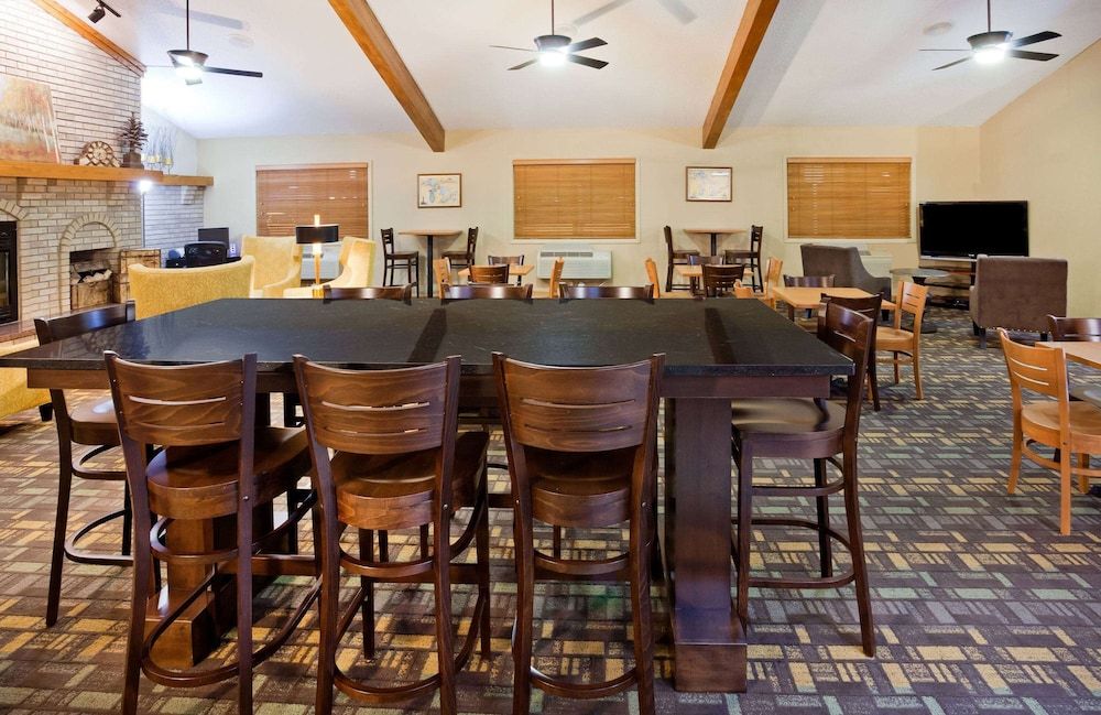 AmericInn by Wyndham Ironwood 2