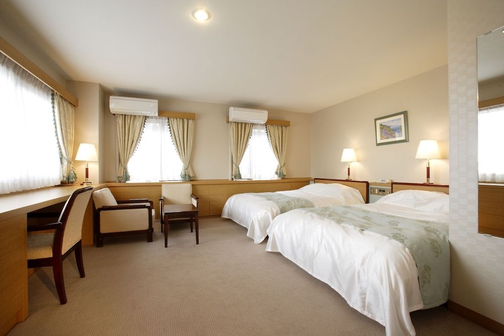 Okazaki New Grand Hotel 2