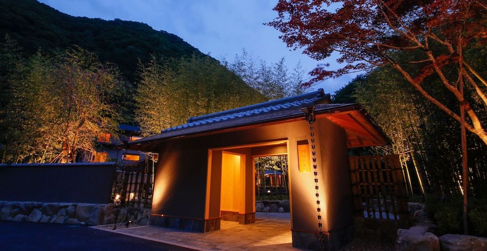 Asan Kotonami -1 estrelas em Manno