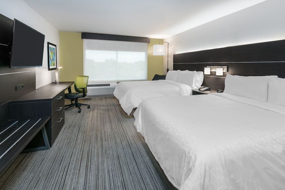 Holiday Inn Express & Suites Sugar Land SE - Missouri City by IHG 3