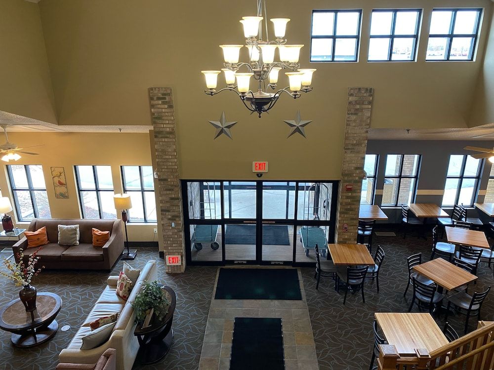 AmericInn by Wyndham Greenville 2