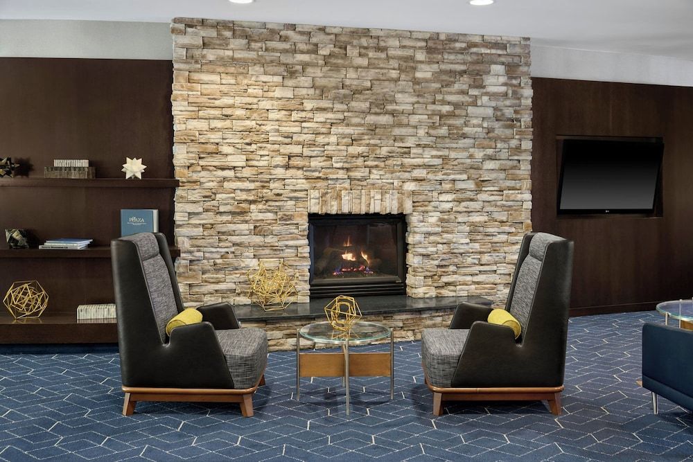 Courtyard by Marriott Kansas City Shawnee 3