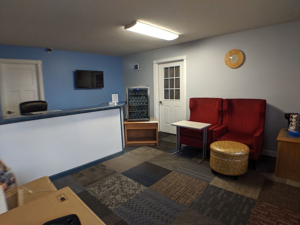 Executive Inn Thomson 3