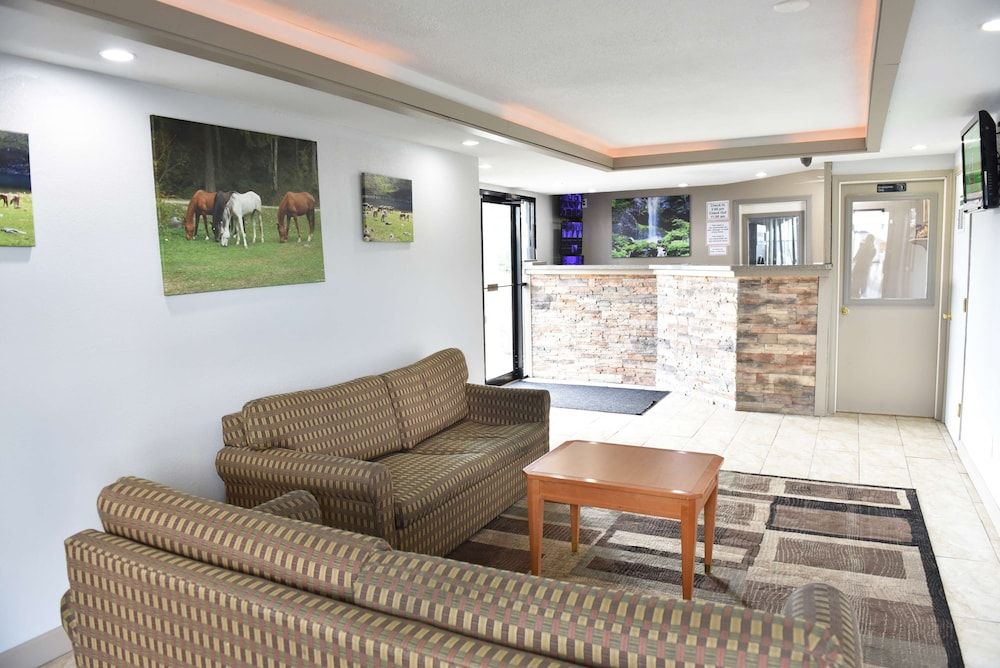 Knights Inn Merrillville 3