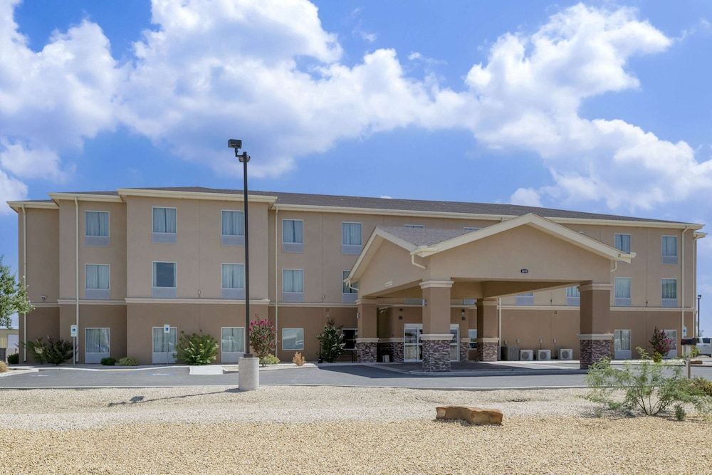 Quality Inn & Suites Carlsbad Caverns Area 2 estrelas em Carlsbad