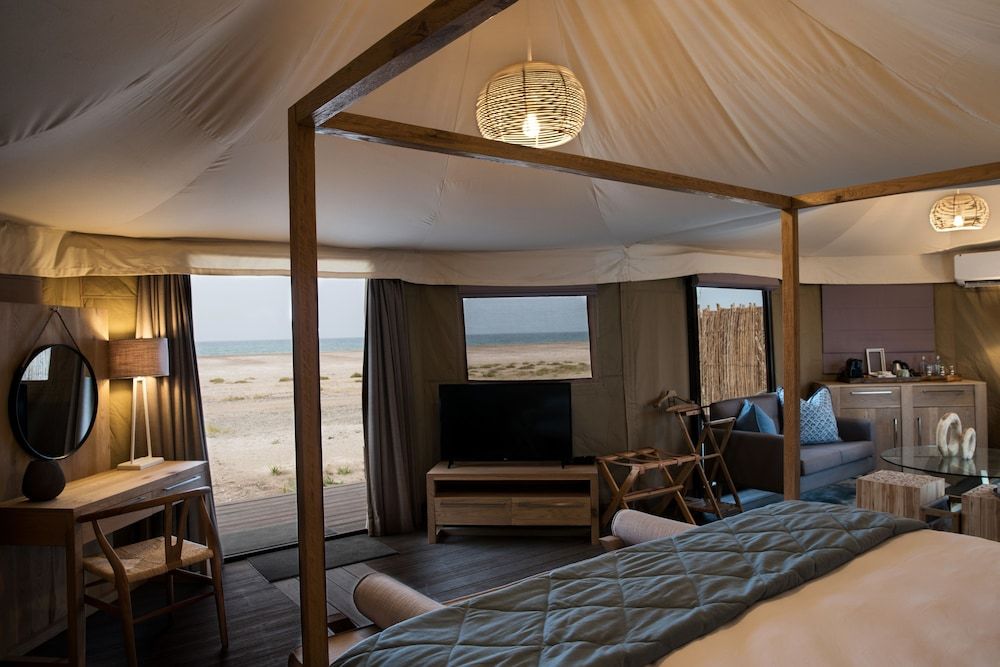 Kingfisher Retreat by Sharjah Collection 3