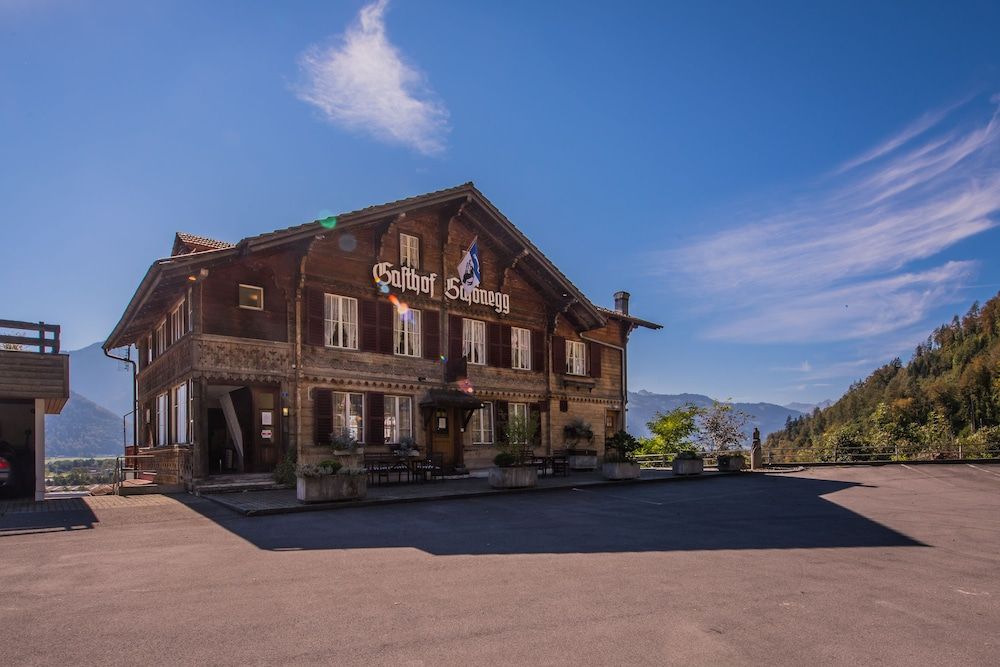 Gasthof Schoenegg -1 estrelas em Goldswil