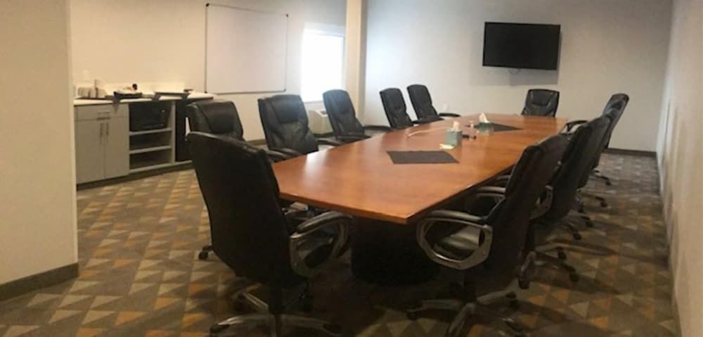 Holiday Inn Salem by IHG 3