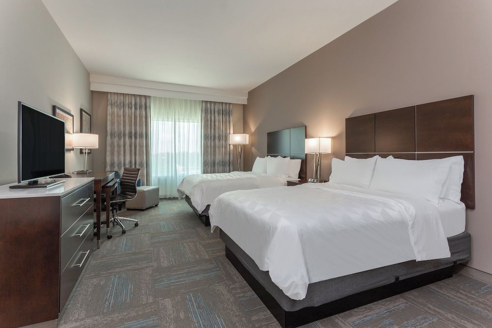 Holiday Inn Hotel & Suites Jefferson City by IHG 3
