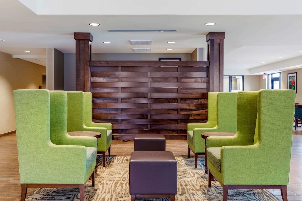 Comfort Inn & Suites Schenectady - Scotia 2