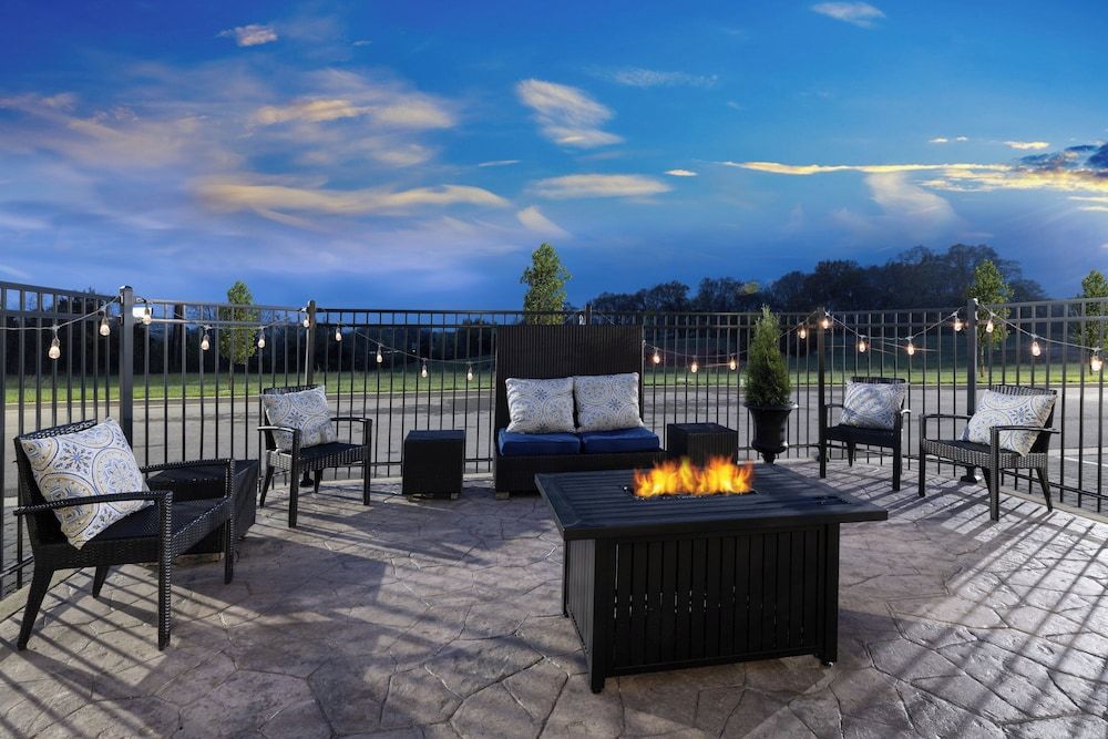 Garner Hotel Clarksville Northeast by IHG 2 estrelas em Clarksville